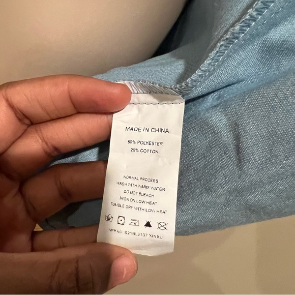 19.Simplee light blue button down shirt w white floral details brand new size S - Picture 9 of 11